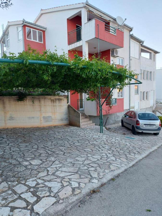 Apartmani Tatjana Округ Горни Екстериор снимка