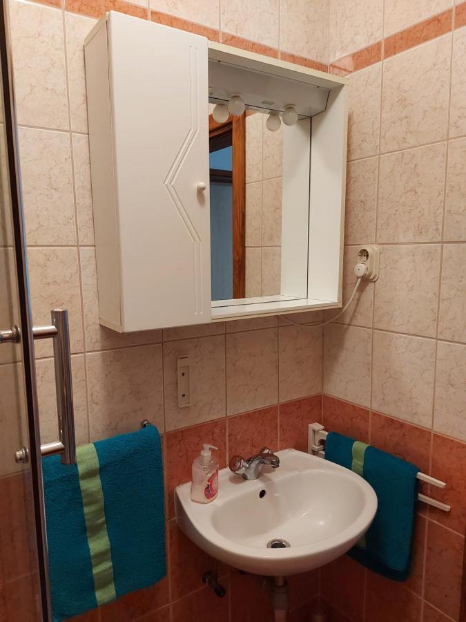 Apartmani Tatjana Округ Горни Екстериор снимка